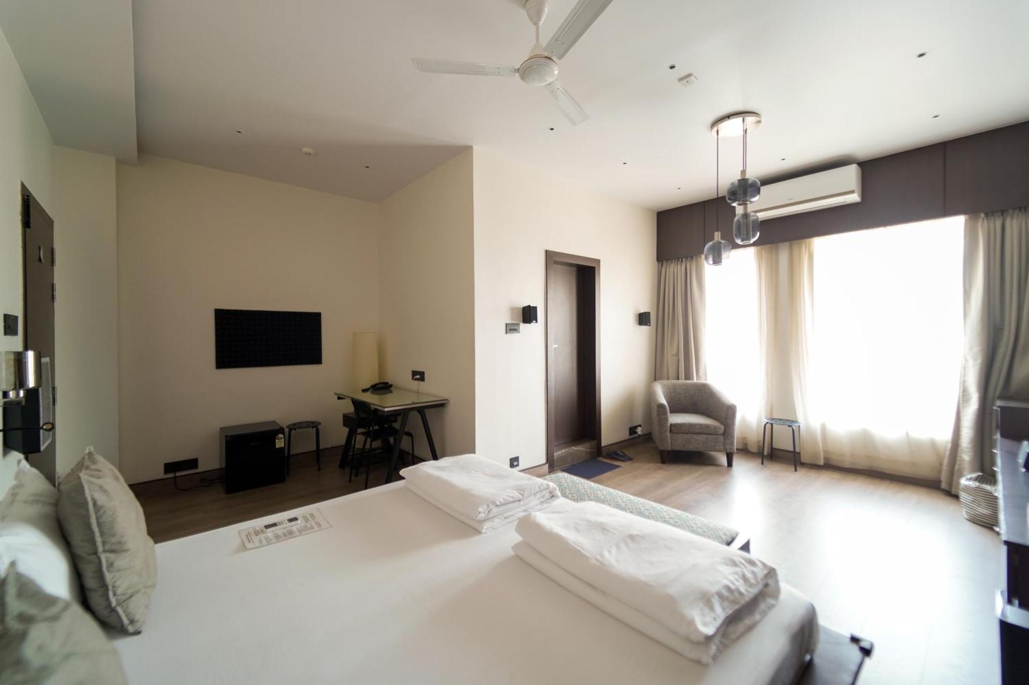 Central Bed & Breakfast โกลกาตา ภายนอก รูปภาพ