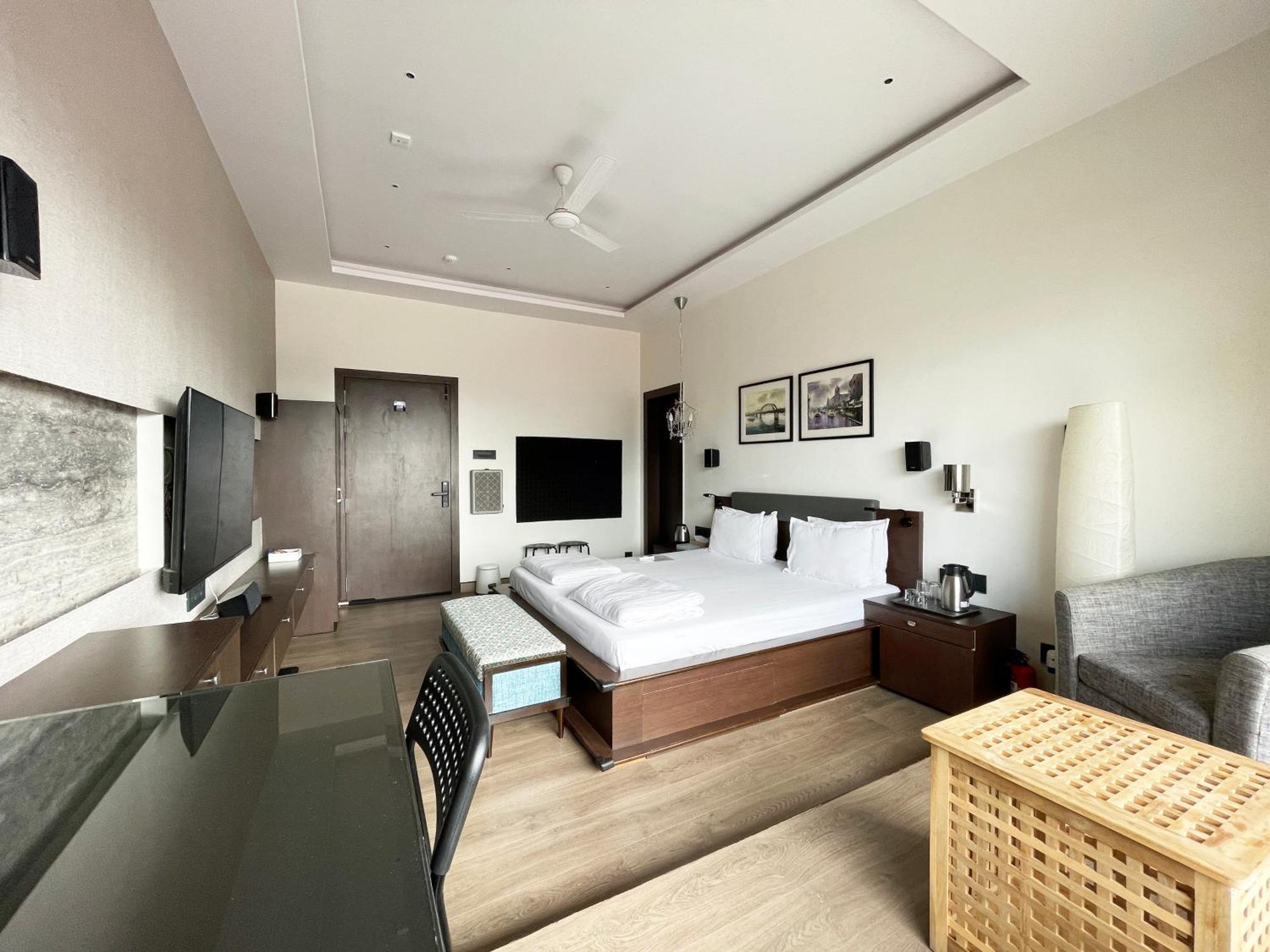 Central Bed & Breakfast โกลกาตา ภายนอก รูปภาพ