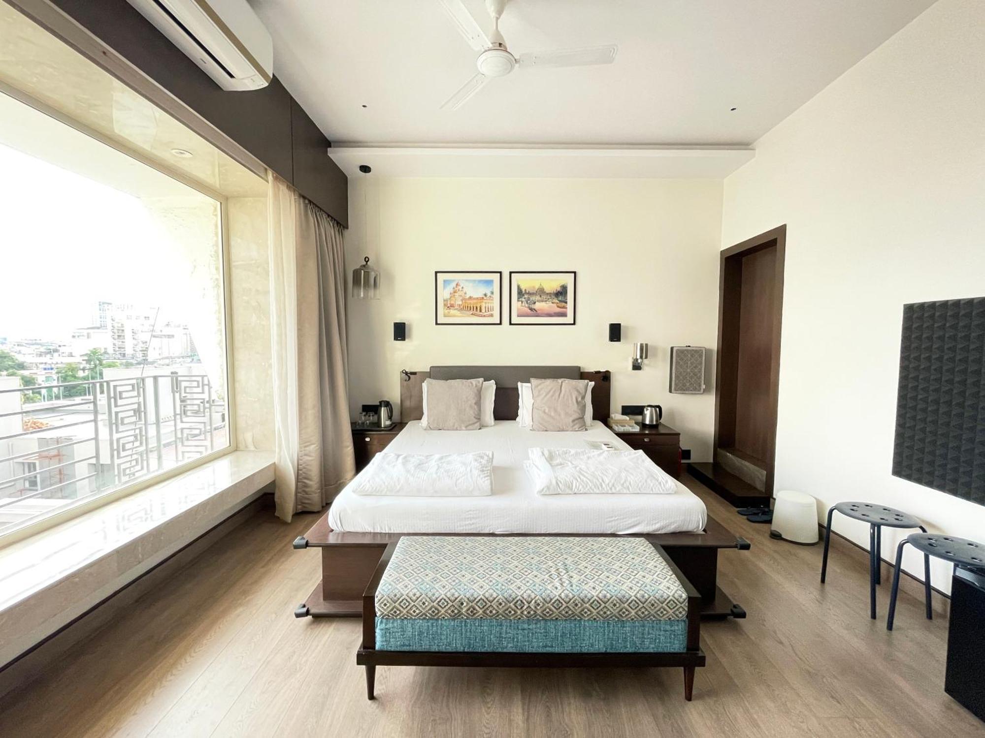 Central Bed & Breakfast โกลกาตา ภายนอก รูปภาพ